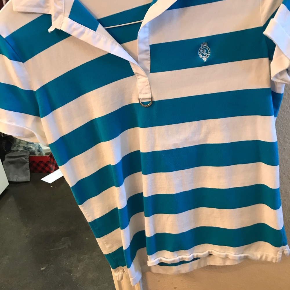 Tops - Picture 3 of 8